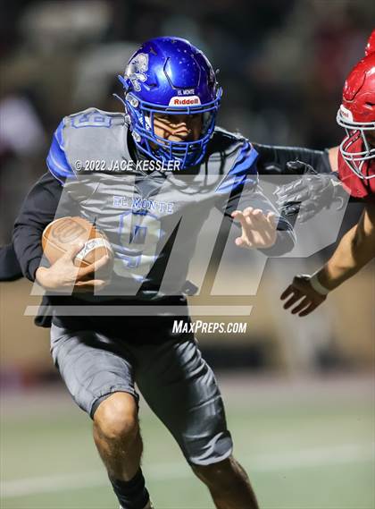 Thumbnail 3 in El Monte @ Santa Paula (CIF-SS Div 13 Playoff) photogallery.
