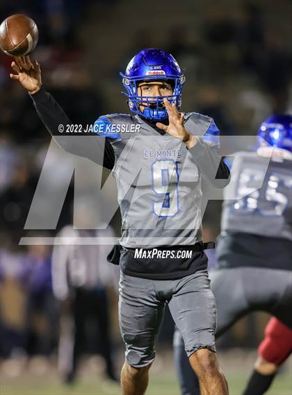 Thumbnail 1 in El Monte @ Santa Paula (CIF-SS Div 13 Playoff) photogallery.