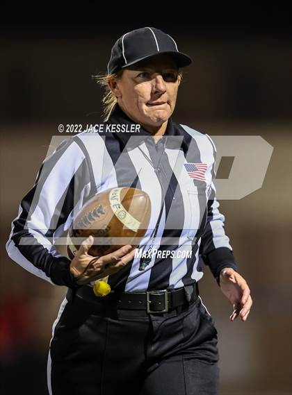 Thumbnail 1 in El Monte @ Santa Paula (CIF-SS Div 13 Playoff) photogallery.