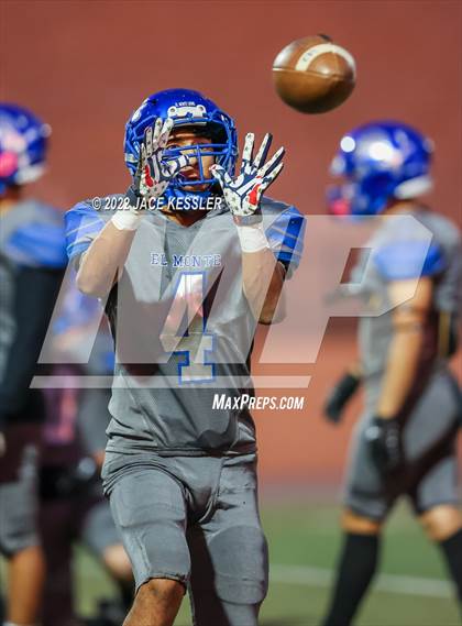 Thumbnail 3 in El Monte @ Santa Paula (CIF-SS Div 13 Playoff) photogallery.