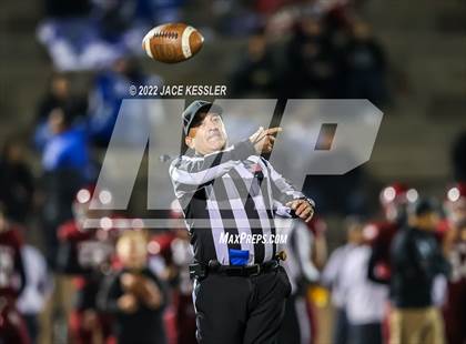 Thumbnail 1 in El Monte @ Santa Paula (CIF-SS Div 13 Playoff) photogallery.
