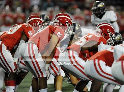 Thumbnail 1 in Mater Dei vs. St. John Bosco photogallery.