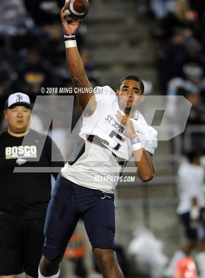 Thumbnail 1 in Mater Dei vs. St. John Bosco photogallery.