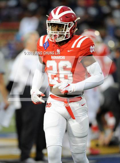 Thumbnail 3 in Mater Dei vs. St. John Bosco photogallery.