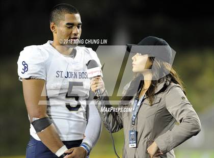 Thumbnail 2 in Mater Dei vs. St. John Bosco photogallery.