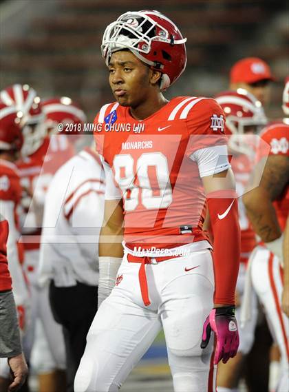 Thumbnail 1 in Mater Dei vs. St. John Bosco photogallery.