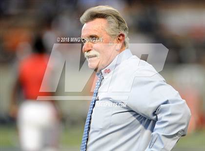 Thumbnail 1 in Mater Dei vs. St. John Bosco photogallery.