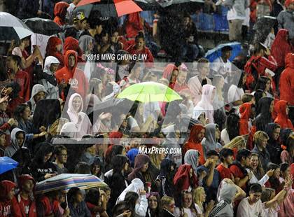 Thumbnail 3 in Mater Dei vs. St. John Bosco photogallery.