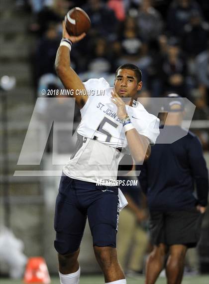 Thumbnail 3 in Mater Dei vs. St. John Bosco photogallery.