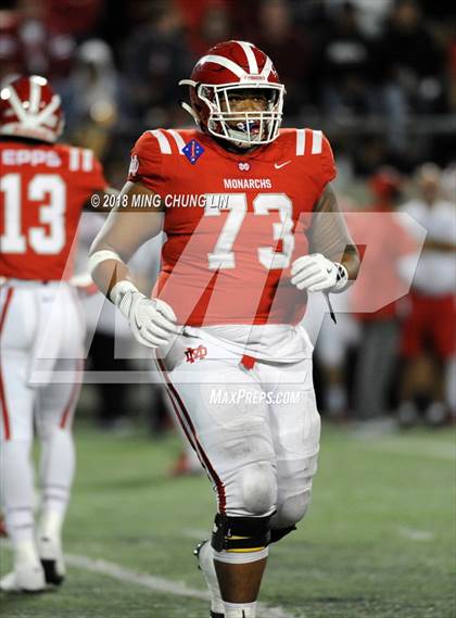 Thumbnail 3 in Mater Dei vs. St. John Bosco photogallery.