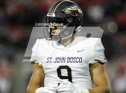 Thumbnail 3 in Mater Dei vs. St. John Bosco photogallery.