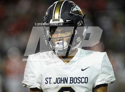 Thumbnail 3 in Mater Dei vs. St. John Bosco photogallery.