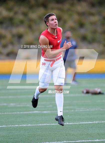 Thumbnail 3 in Mater Dei vs. St. John Bosco photogallery.