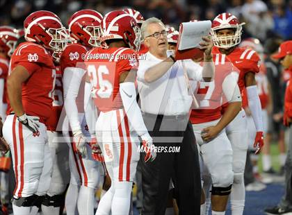 Thumbnail 3 in Mater Dei vs. St. John Bosco photogallery.