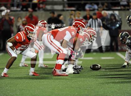 Thumbnail 3 in Mater Dei vs. St. John Bosco photogallery.