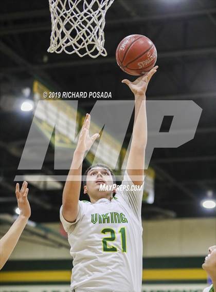 Thumbnail 2 in Reedley @ Kingsburg photogallery.