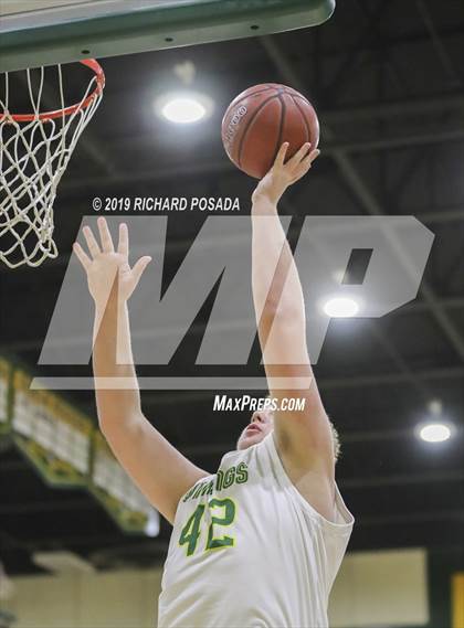 Thumbnail 2 in Reedley @ Kingsburg photogallery.