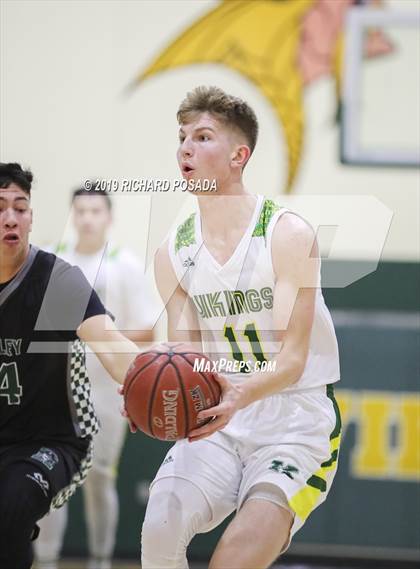 Thumbnail 1 in Reedley @ Kingsburg photogallery.
