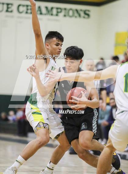 Thumbnail 1 in Reedley @ Kingsburg photogallery.