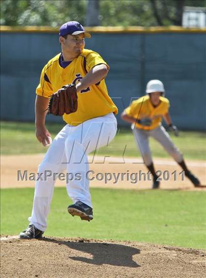 Thumbnail 2 in El Camino @ Carlsbad photogallery.