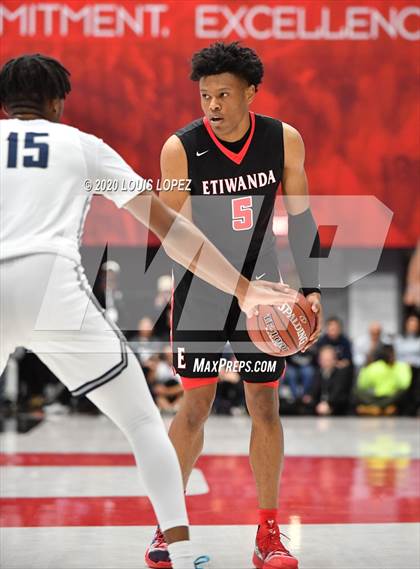 Thumbnail 2 in Etiwanda vs. Sierra Canyon (CIF State Regional Open DIV) photogallery.