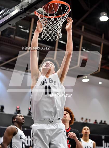 Thumbnail 1 in Etiwanda vs. Sierra Canyon (CIF State Regional Open DIV) photogallery.