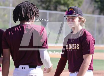 Thumbnail 1 in 23rd Annual Point Loma Varsity/Alumni Baseball Game photogallery.