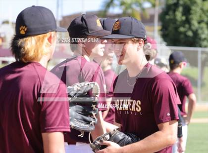 Thumbnail 2 in 23rd Annual Point Loma Varsity/Alumni Baseball Game photogallery.