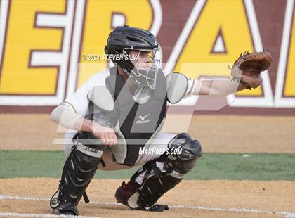 Thumbnail 1 in 23rd Annual Point Loma Varsity/Alumni Baseball Game photogallery.