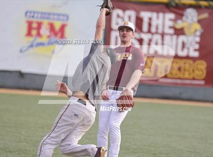 Thumbnail 2 in 23rd Annual Point Loma Varsity/Alumni Baseball Game photogallery.