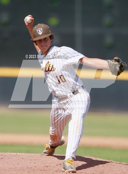 Thumbnail 1 in Santiago @ Crespi (CIF SS DII Quarterfinal) photogallery.
