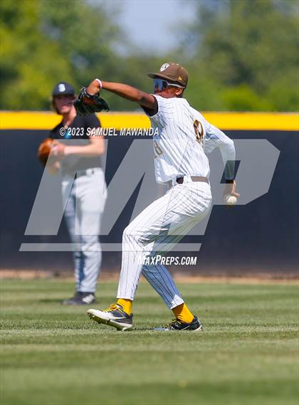 Thumbnail 1 in Santiago @ Crespi (CIF SS DII Quarterfinal) photogallery.