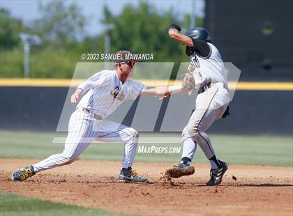 Thumbnail 2 in Santiago @ Crespi (CIF SS DII Quarterfinal) photogallery.