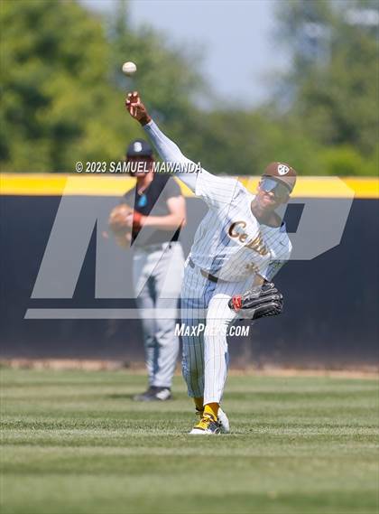 Thumbnail 2 in Santiago @ Crespi (CIF SS DII Quarterfinal) photogallery.