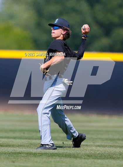 Thumbnail 3 in Santiago @ Crespi (CIF SS DII Quarterfinal) photogallery.