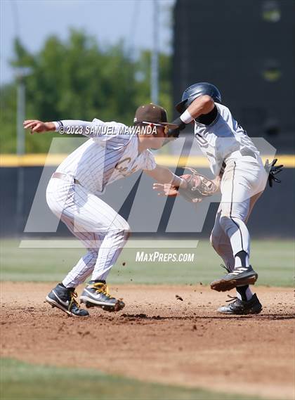 Thumbnail 2 in Santiago @ Crespi (CIF SS DII Quarterfinal) photogallery.