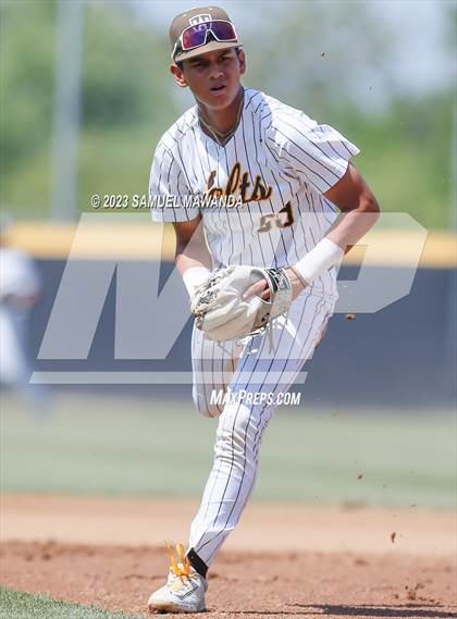 Thumbnail 3 in Santiago @ Crespi (CIF SS DII Quarterfinal) photogallery.