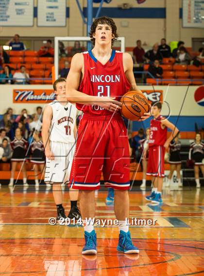 Thumbnail 3 in McCracken County vs. Lincoln County (Marshall County Hoopfest) photogallery.