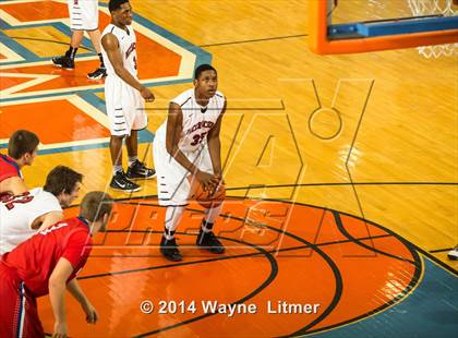 Thumbnail 2 in McCracken County vs. Lincoln County (Marshall County Hoopfest) photogallery.