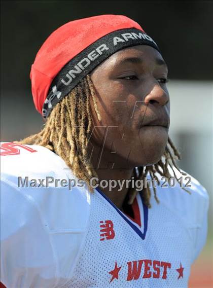 Thumbnail 1 in Michigan HS Football Coaches Association All-Star Game photogallery.