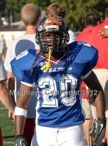 Thumbnail 2 in Michigan HS Football Coaches Association All-Star Game photogallery.