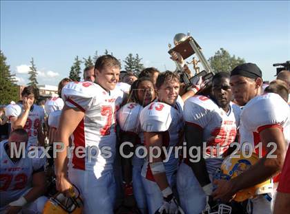 Thumbnail 3 in Michigan HS Football Coaches Association All-Star Game photogallery.