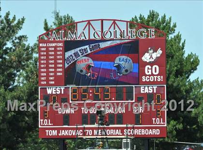 Thumbnail 3 in Michigan HS Football Coaches Association All-Star Game photogallery.