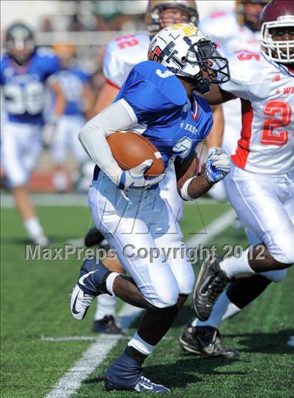 Thumbnail 1 in Michigan HS Football Coaches Association All-Star Game photogallery.