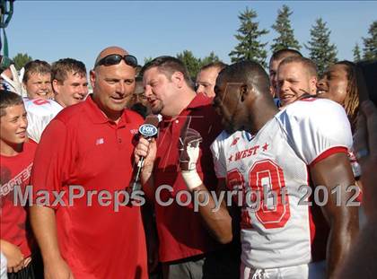 Thumbnail 2 in Michigan HS Football Coaches Association All-Star Game photogallery.
