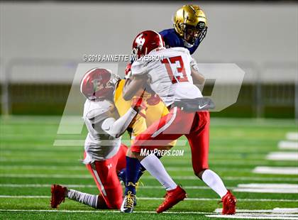 Thumbnail 1 in St. Thomas Aquinas vs. Edgewater (FHSAA 7A State Final)  photogallery.