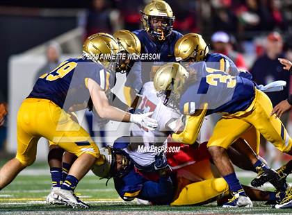 Thumbnail 2 in St. Thomas Aquinas vs. Edgewater (FHSAA 7A State Final)  photogallery.