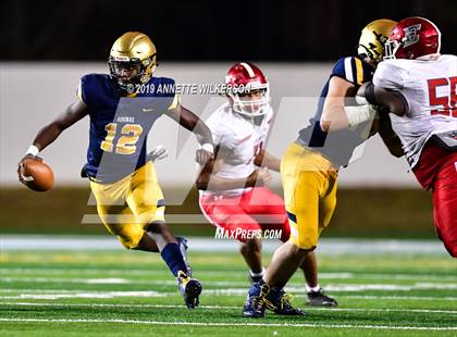 Thumbnail 3 in St. Thomas Aquinas vs. Edgewater (FHSAA 7A State Final)  photogallery.