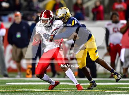 Thumbnail 3 in St. Thomas Aquinas vs. Edgewater (FHSAA 7A State Final)  photogallery.