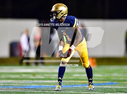 Thumbnail 1 in St. Thomas Aquinas vs. Edgewater (FHSAA 7A State Final)  photogallery.